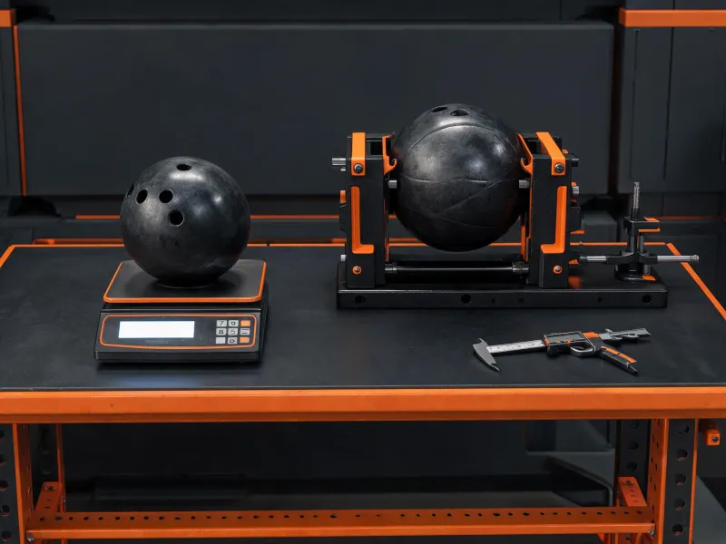 Bowling ball core measurement station
